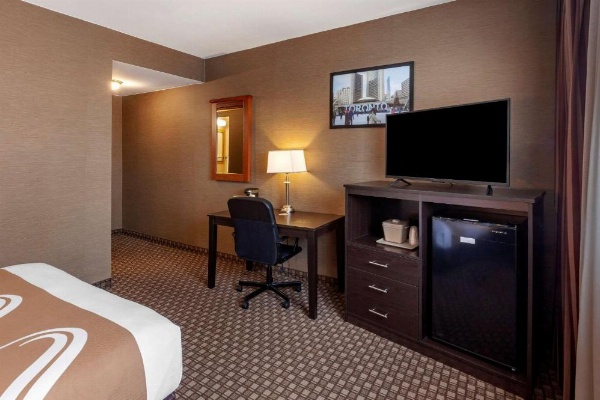 Quality Inn Toronto Airport image 14